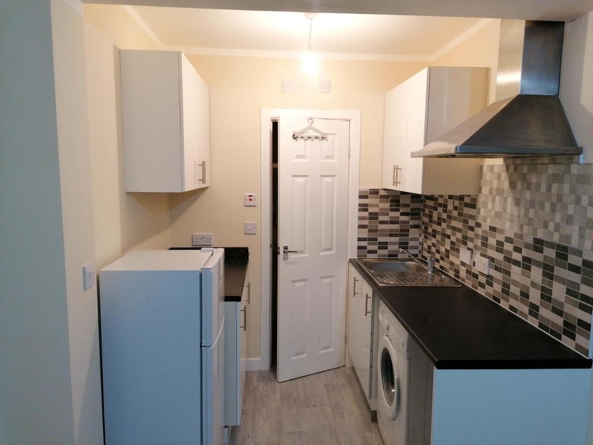 Self-Contained Studio Flat Bathrooms Kitchens Upgrade Locations To City Centre 15 Minutes Walking Distance Nottingham Universities Queen Hospitals City Hospitals Exterior foto